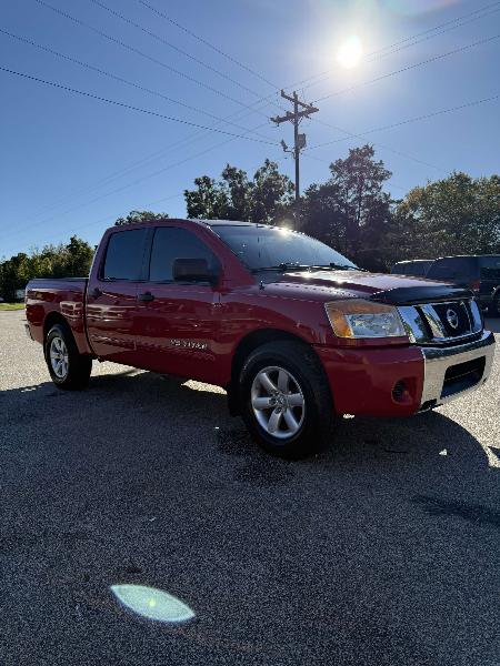Nissan Titan LE Crew Cab 2WD SWB 2008