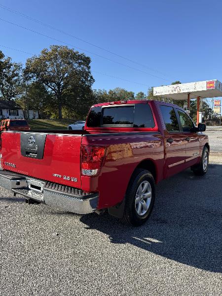 Nissan Titan LE Crew Cab 2WD SWB 2008