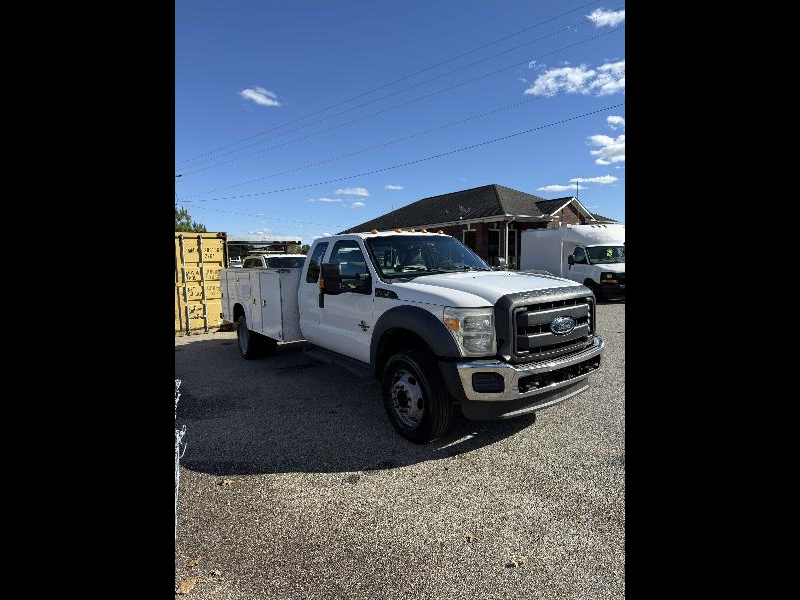 2013 Ford F-450 SD SuperCab DRW 2WD