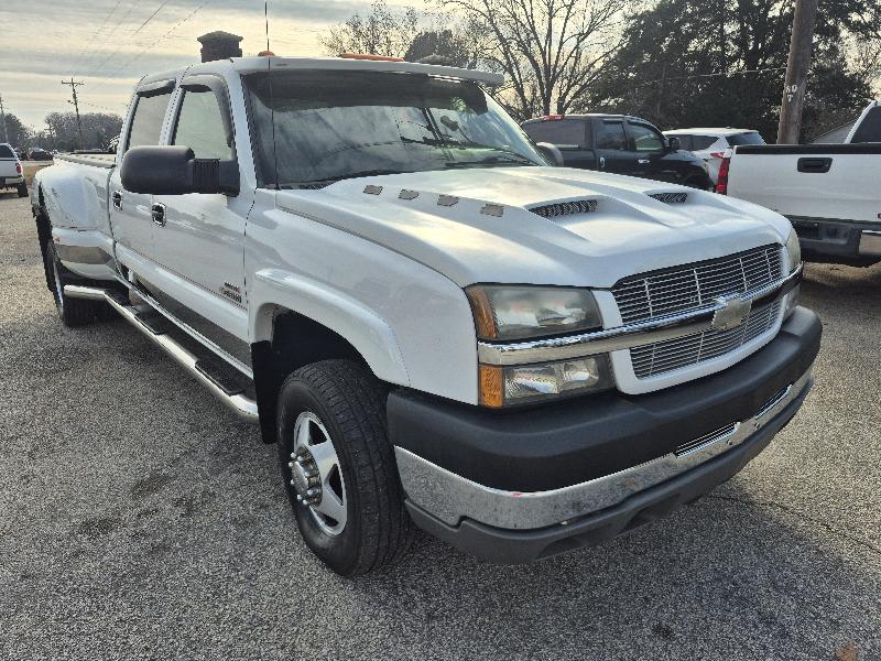 2004 Chevrolet Silverado 3500 Work Truck Crew Cab 4WD