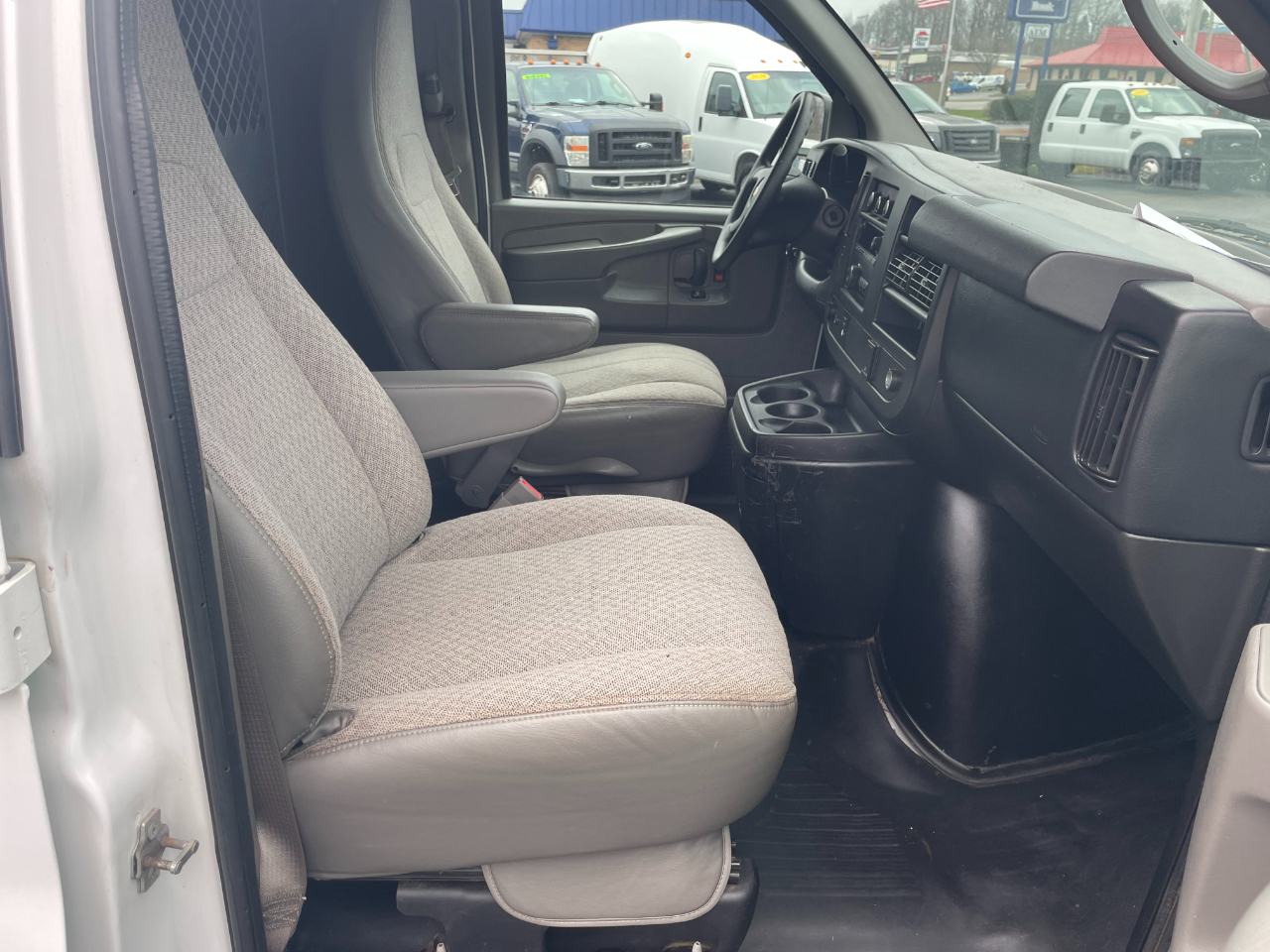 Chevrolet Express 2500 Cargo FFV 2015