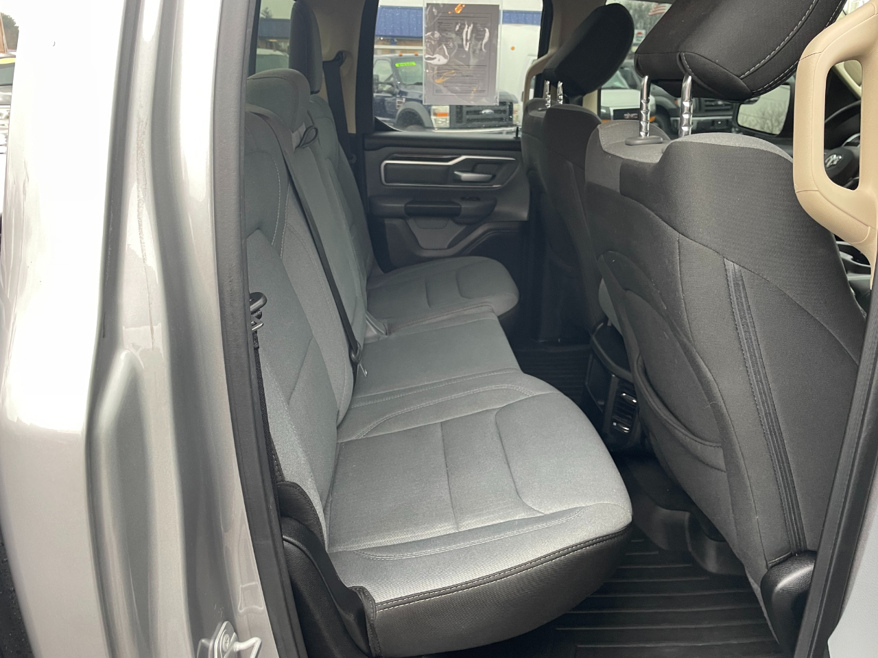 RAM 1500 Big Horn Quad Cab 4WD 2020