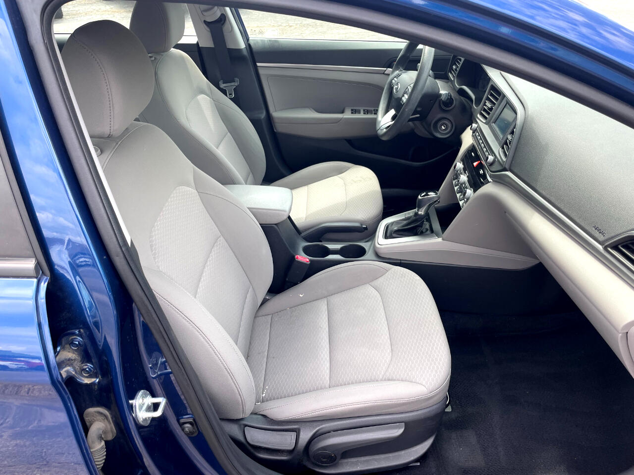 Hyundai Elantra SE 6M 2020 Hyundai Elantra SE 6M 2020