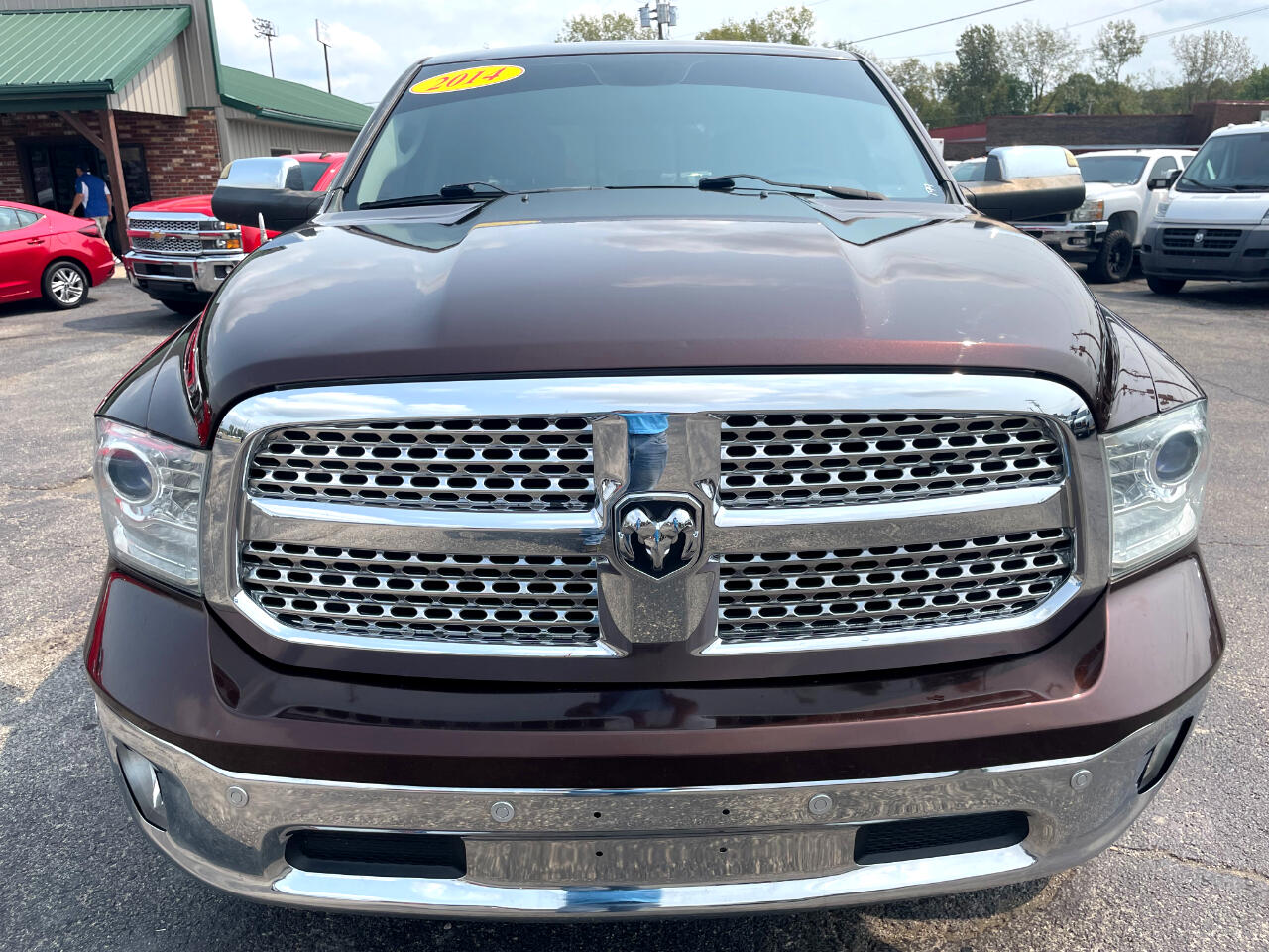 RAM 1500 Laramie Crew Cab SWB 4WD 2014 RAM 1500 Laramie Crew Cab SWB 4WD 2014