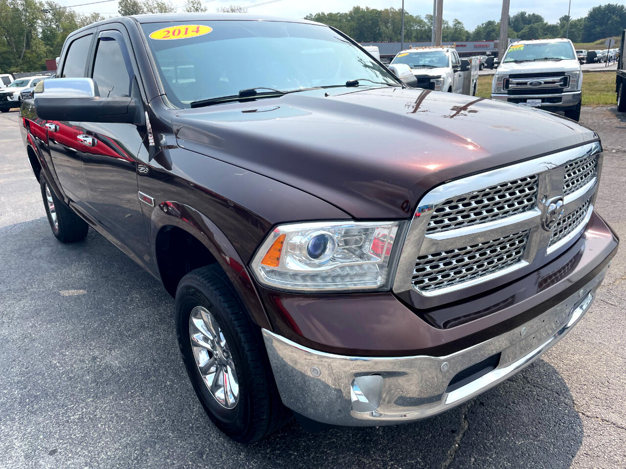 RAM 1500 Laramie Crew Cab SWB 4WD 2014 RAM 1500 Laramie Crew Cab SWB 4WD 2014