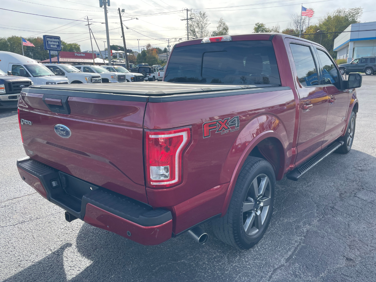Ford F-150 XLT SuperCrew 5.5-ft. Bed 4WD 2016 Ford F-150 XLT SuperCrew 5.5-ft. Bed 4WD 2016