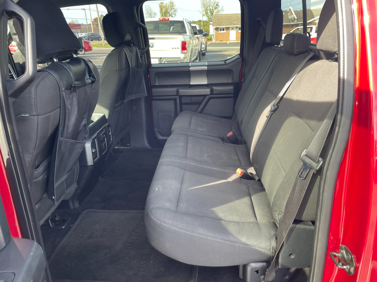 Ford F-150 XLT SuperCrew 5.5-ft. Bed 4WD 2016 Ford F-150 XLT SuperCrew 5.5-ft. Bed 4WD 2016