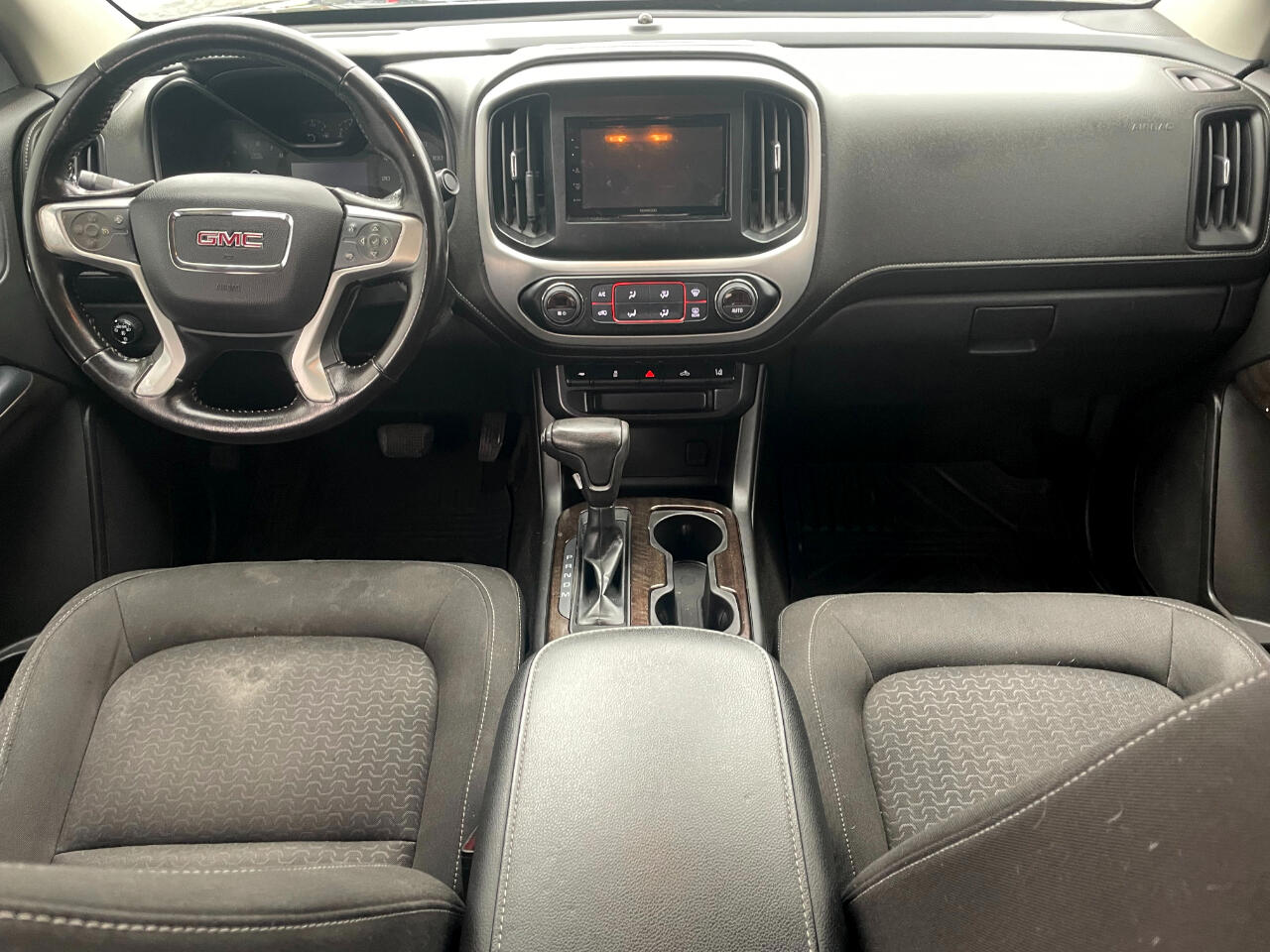 GMC Canyon SLE Crew Cab 4WD Short Box 2015