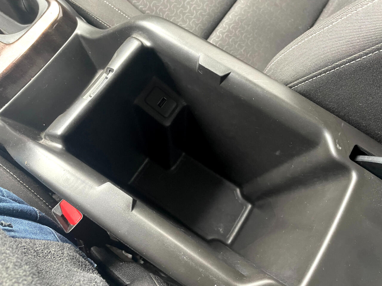 GMC Canyon SLE Crew Cab 4WD Short Box 2015