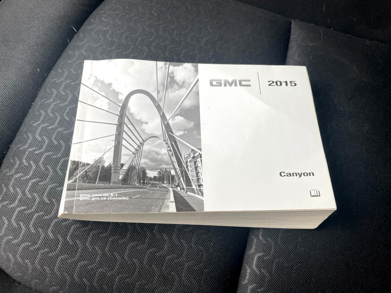 GMC Canyon SLE Crew Cab 4WD Short Box 2015