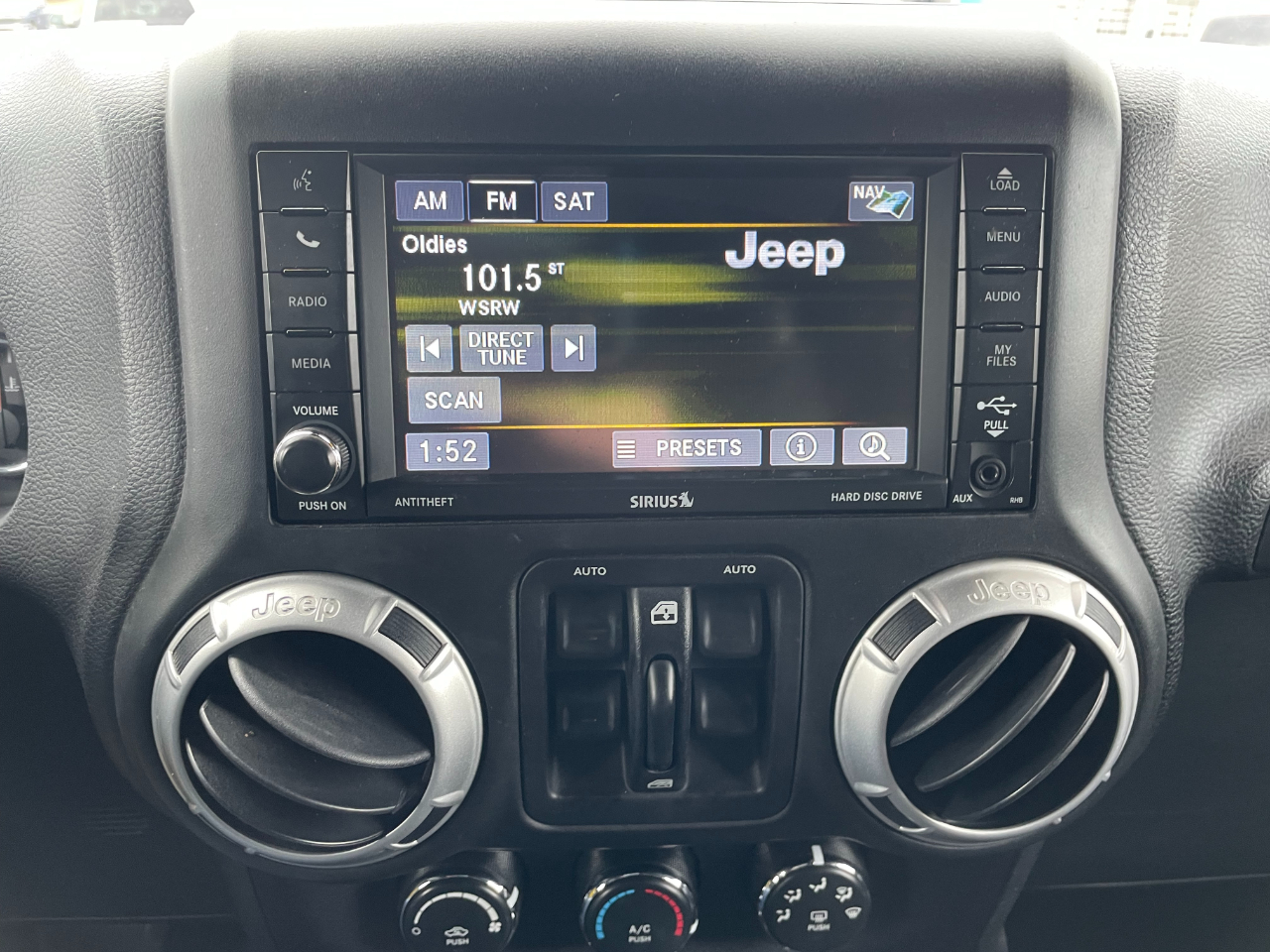 Jeep Wrangler Unlimited Sahara 4WD 2016