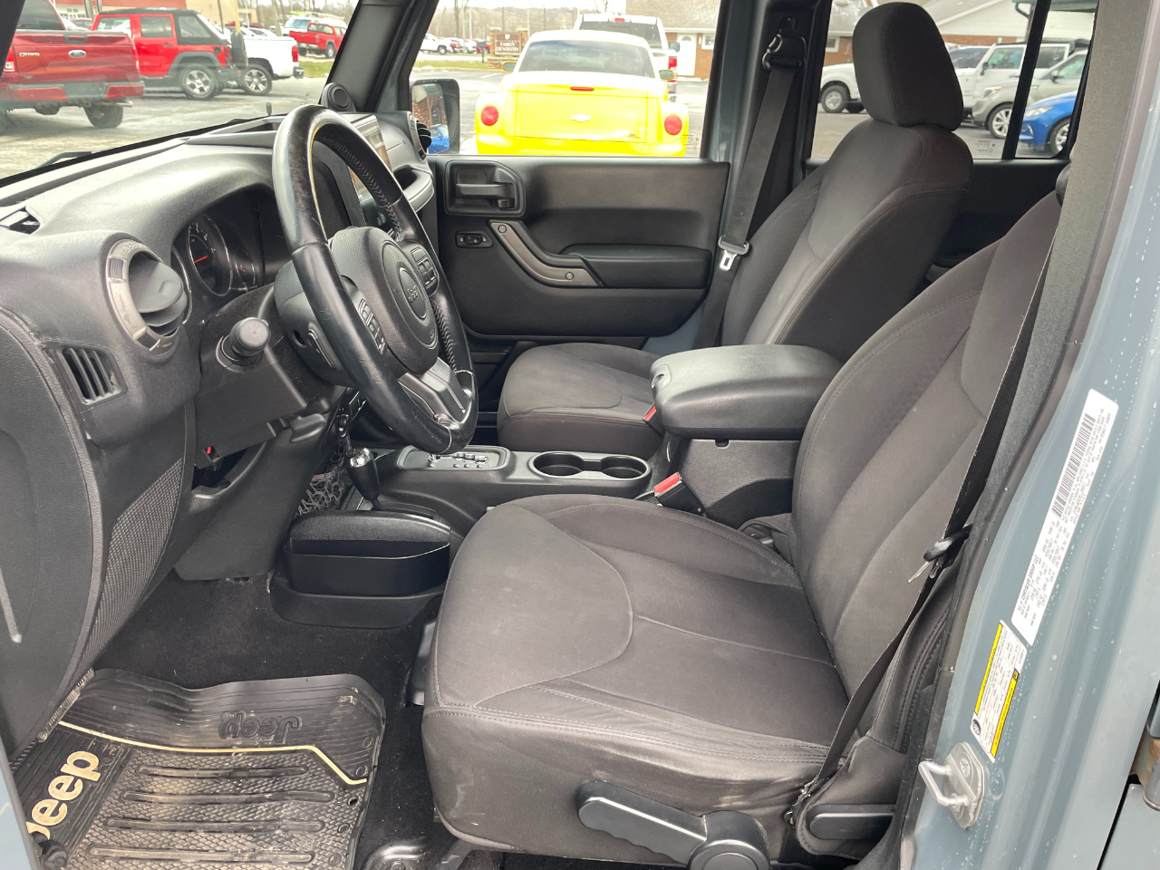 Jeep Wrangler Unlimited Sport 4WD 2014