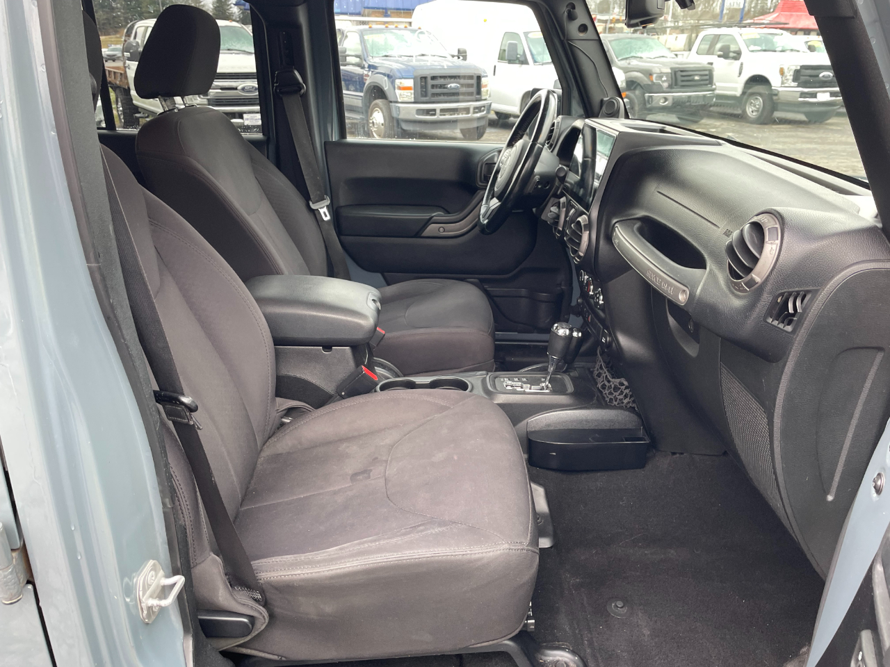 Jeep Wrangler Unlimited Sport 4WD 2014