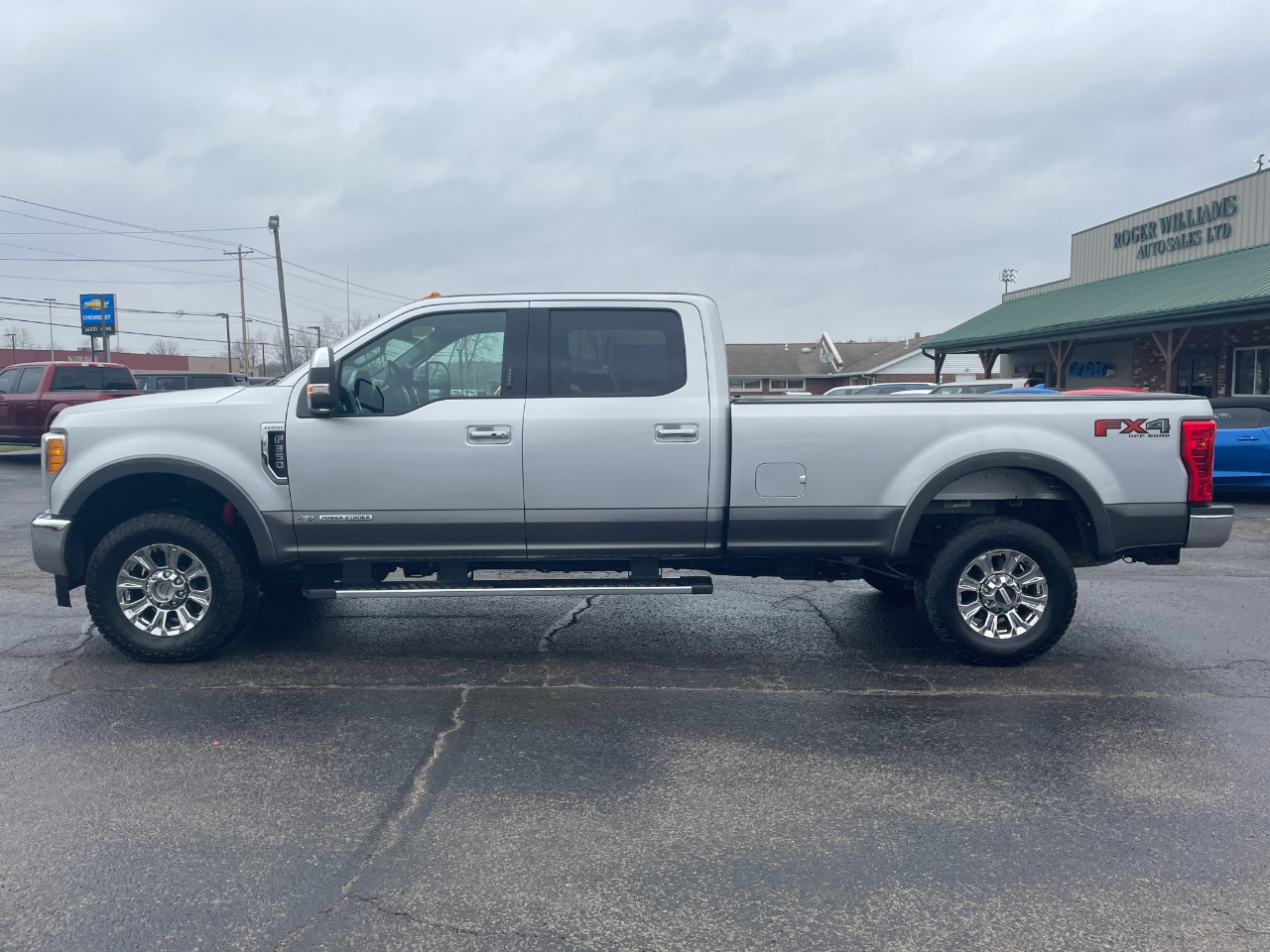 Ford F-350 SD Lariat Crew Cab Long Bed 4WD 2017