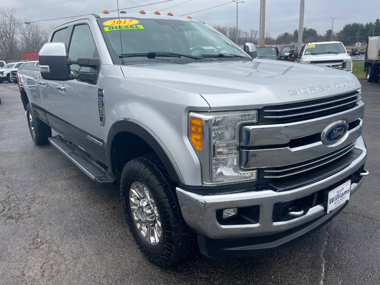 Ford F-350 SD Lariat Crew Cab Long Bed 4WD 2017