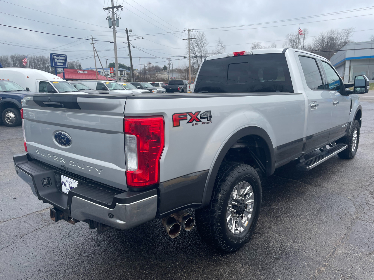 Ford F-350 SD Lariat Crew Cab Long Bed 4WD 2017