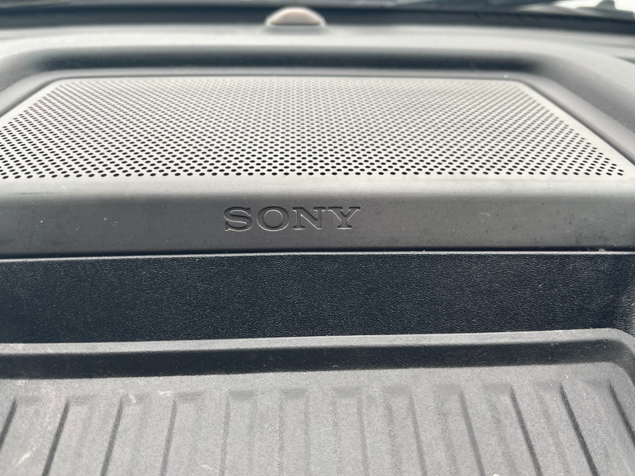 Ford F-350 SD Lariat Crew Cab Long Bed 4WD 2017