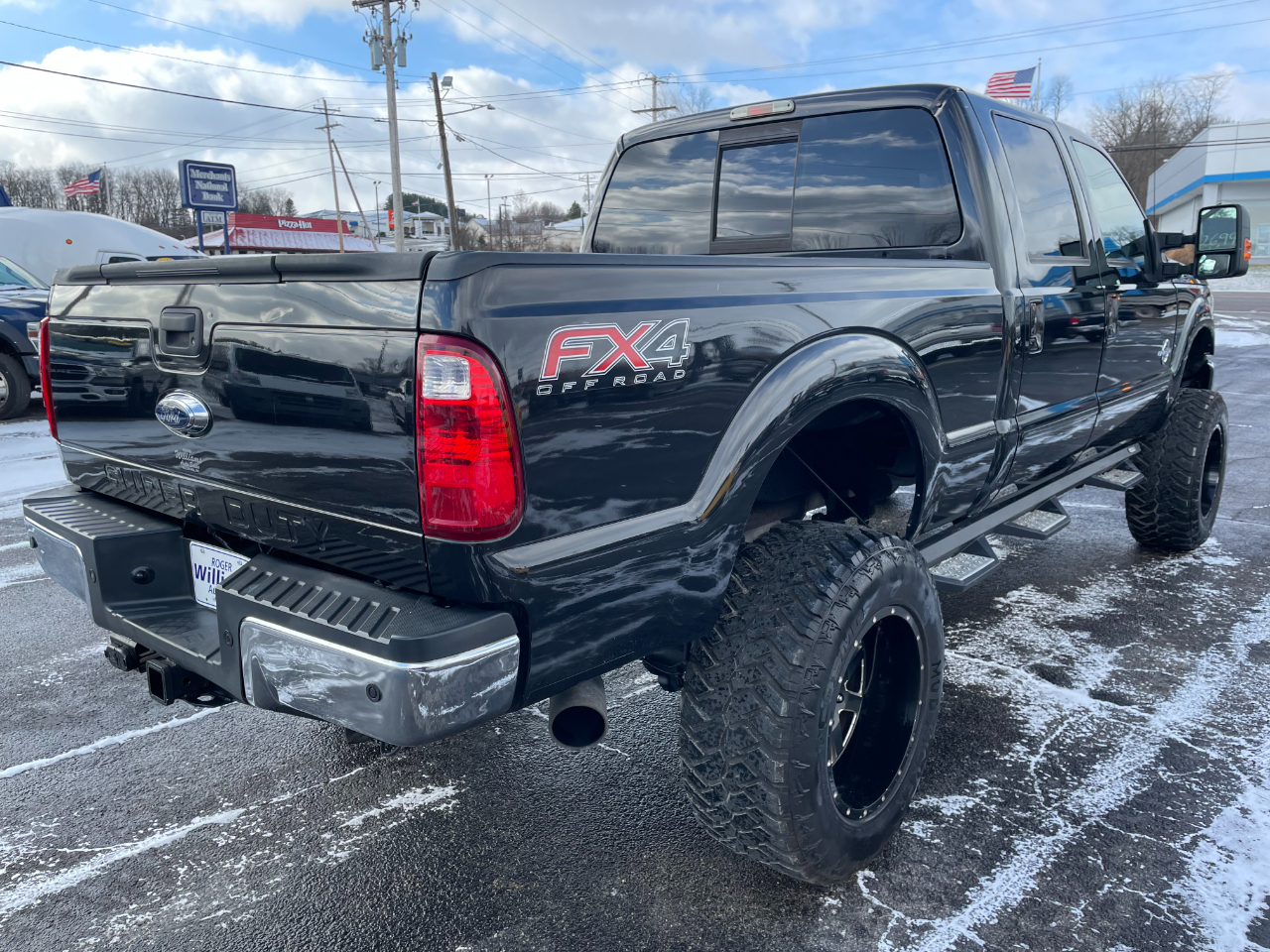 Ford F-250 SD Lariat Crew Cab Long Bed 4WD 2015