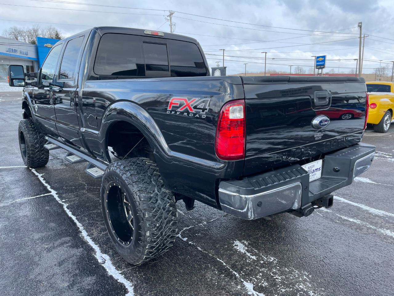 Ford F-250 SD Lariat Crew Cab Long Bed 4WD 2015