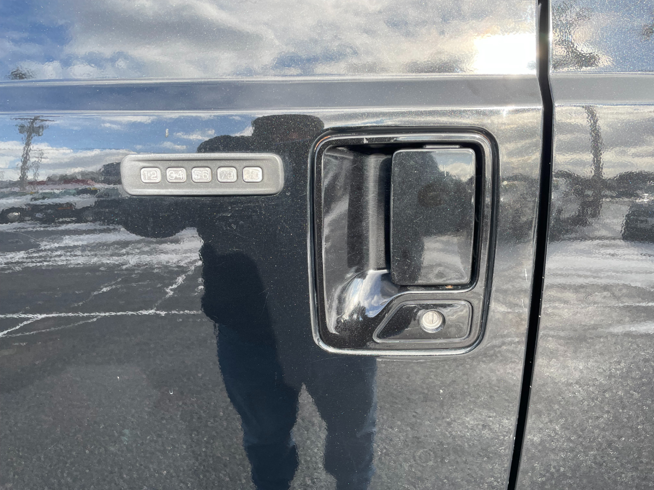 Ford F-250 SD Lariat Crew Cab Long Bed 4WD 2015