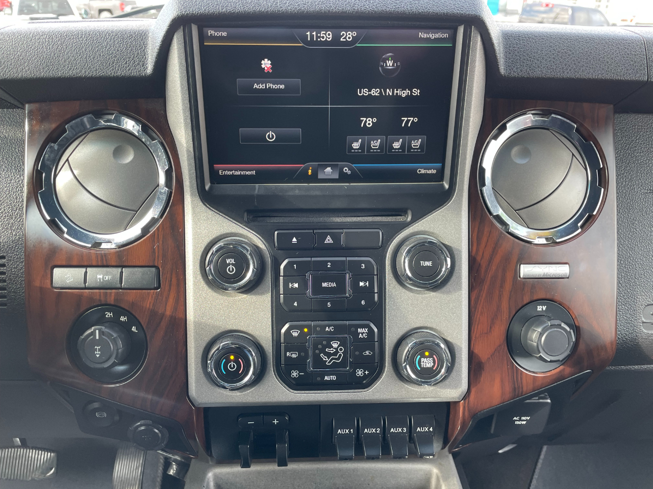 Ford F-250 SD Lariat Crew Cab Long Bed 4WD 2015