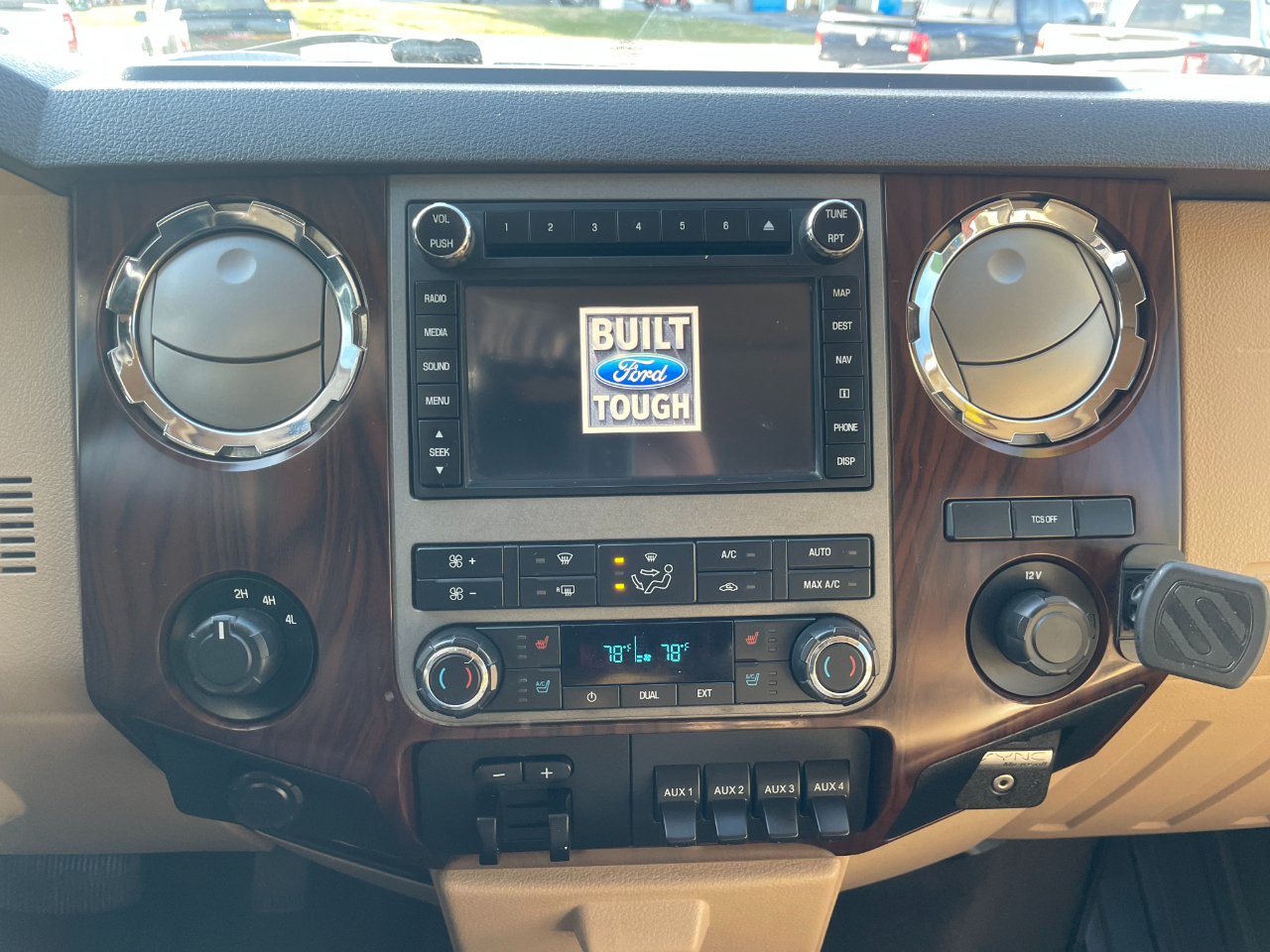 Ford F-350 SD Lariat Crew Cab Long Bed 4WD DRW 2012