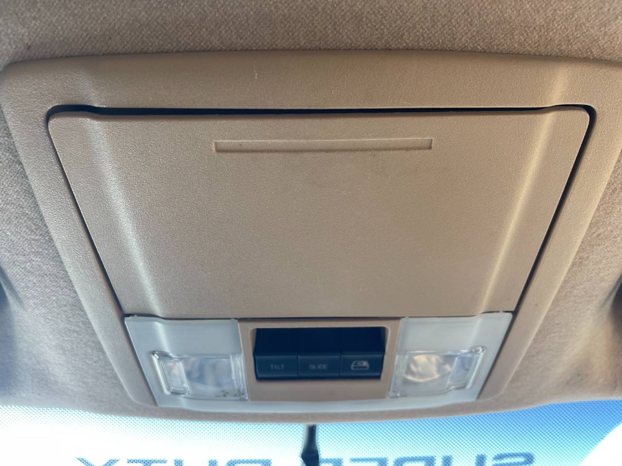 Ford F-350 SD Lariat Crew Cab Long Bed 4WD DRW 2012