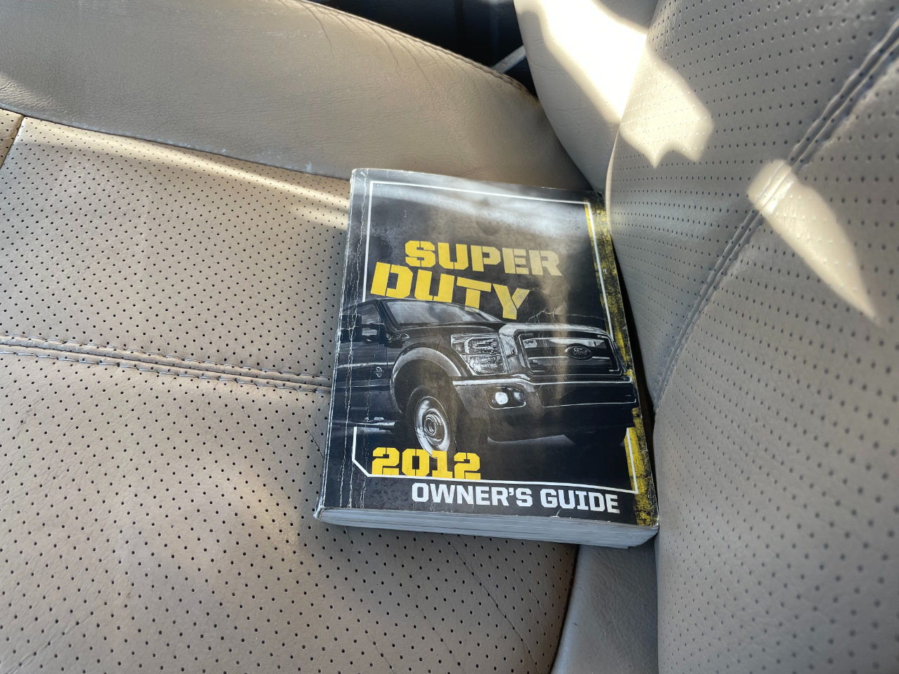 Ford F-350 SD Lariat Crew Cab Long Bed 4WD DRW 2012