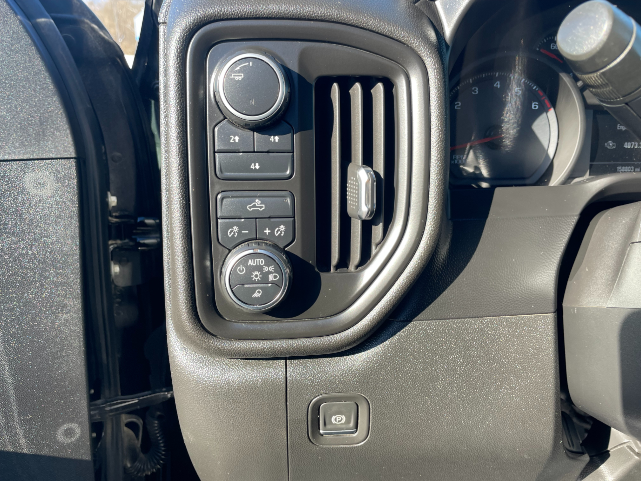 Chevrolet Silverado 2500HD Custom Crew Cab Short Box 4WD 2020