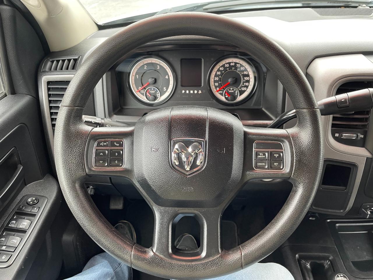 RAM 2500 Tradesman Crew Cab SWB 4WD 2017