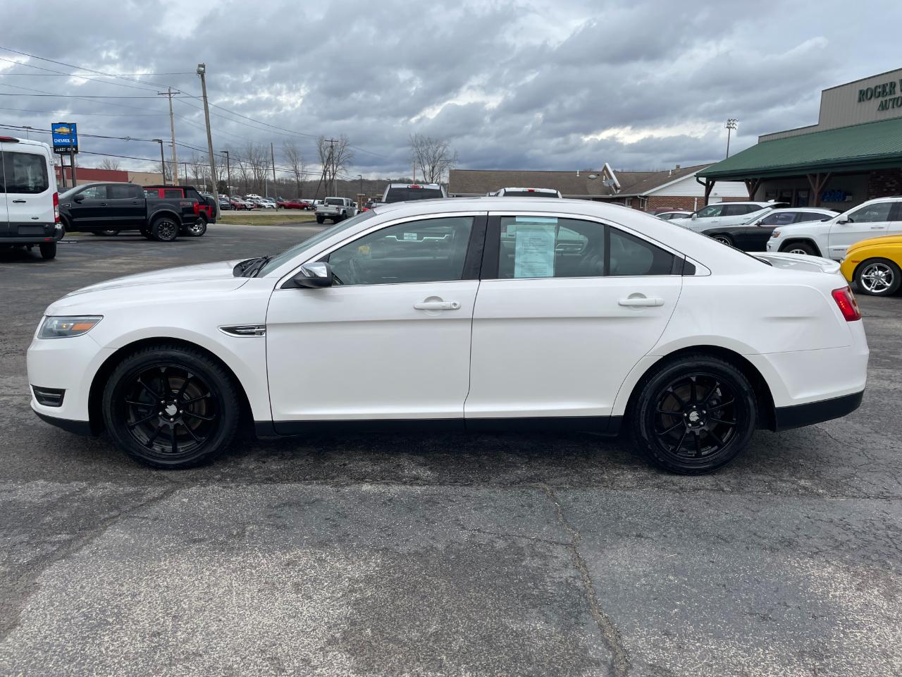 Ford Taurus Limited AWD 2017