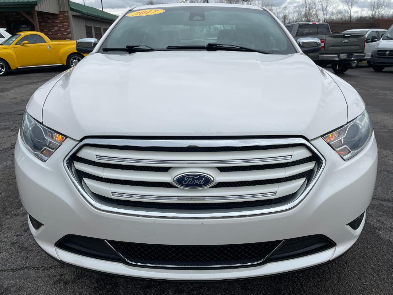 Ford Taurus Limited AWD 2017