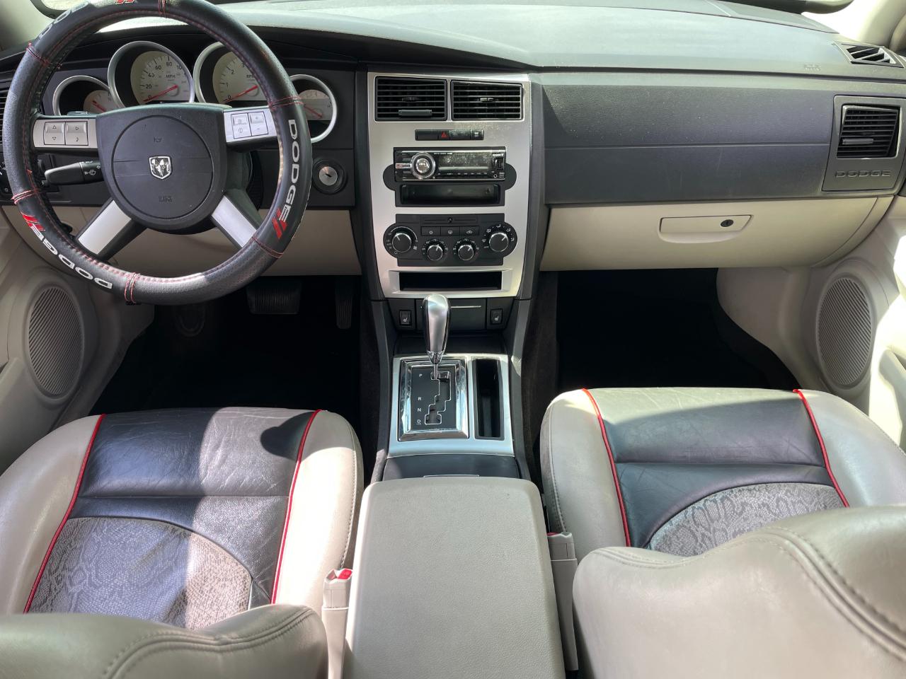 Dodge Charger R/T 2006