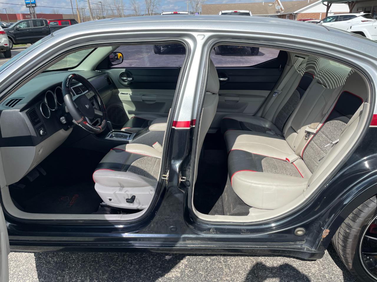 Dodge Charger R/T 2006