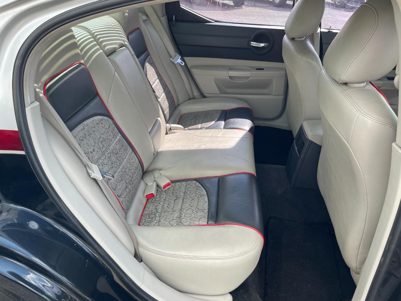 Dodge Charger R/T 2006