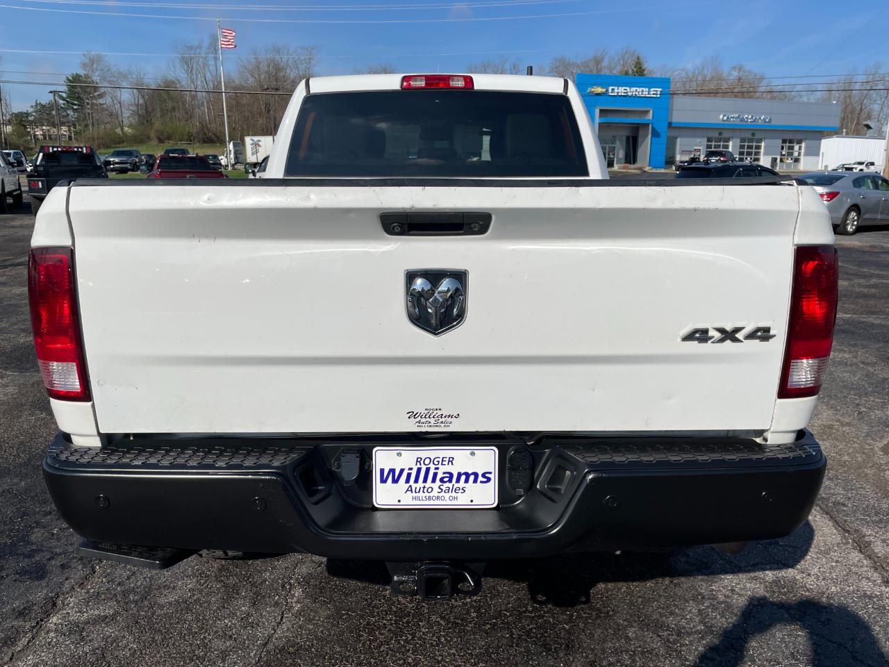 RAM 2500 Tradesman Crew Cab SWB 4WD 2016