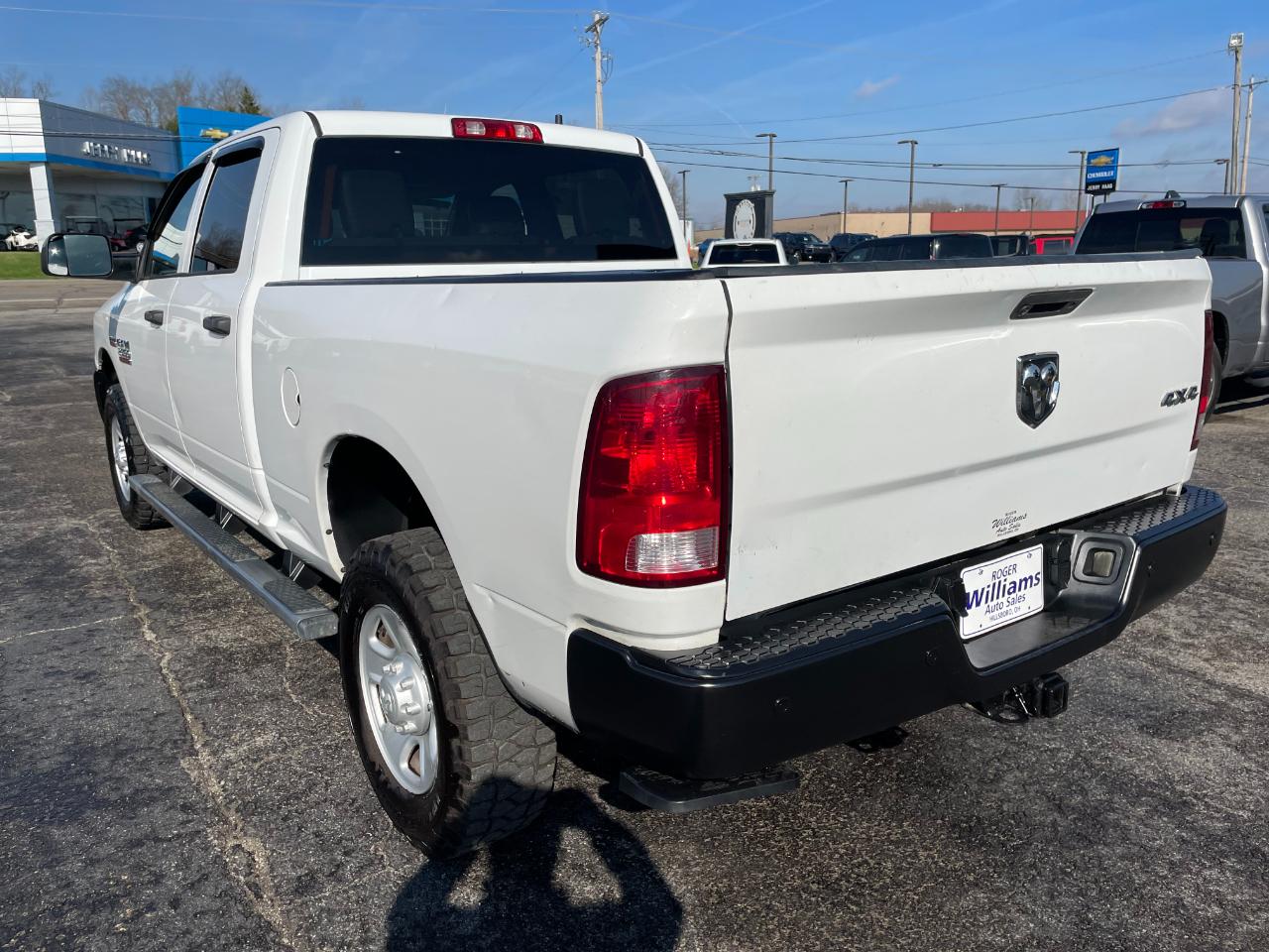 RAM 2500 Tradesman Crew Cab SWB 4WD 2016