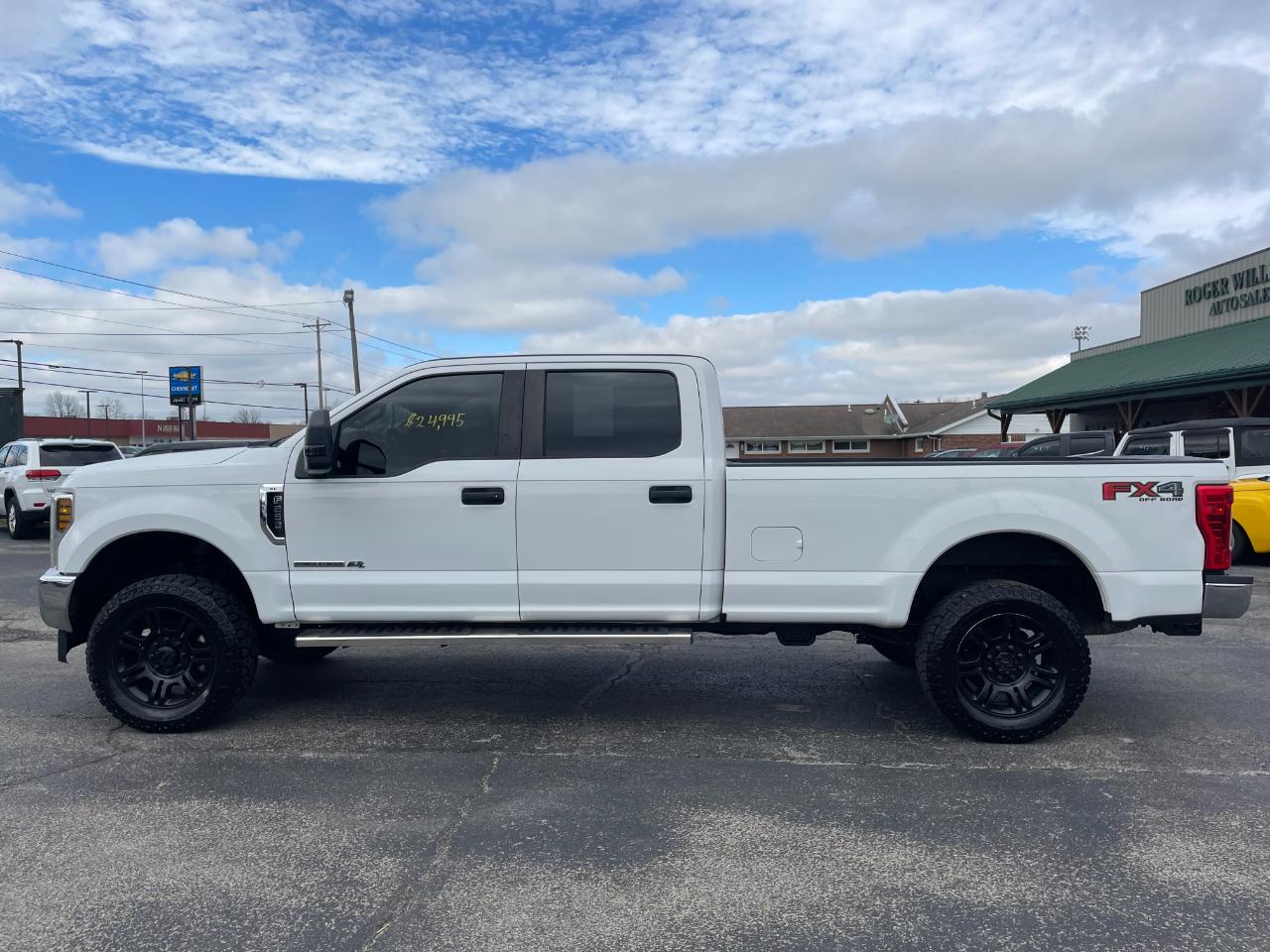 Ford F-250 SD XL Crew Cab Long Bed 4WD 2019