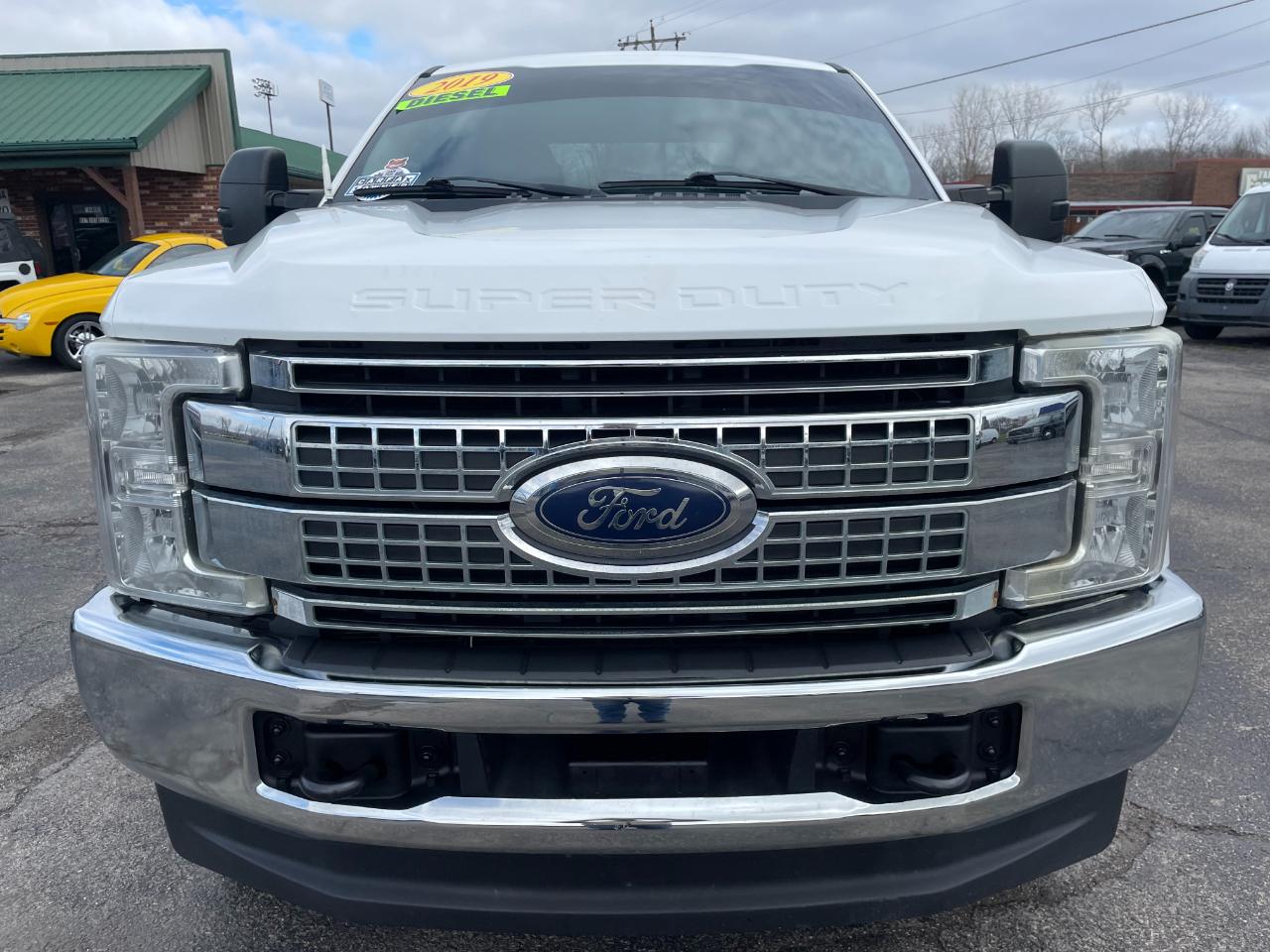 Ford F-250 SD XL Crew Cab Long Bed 4WD 2019