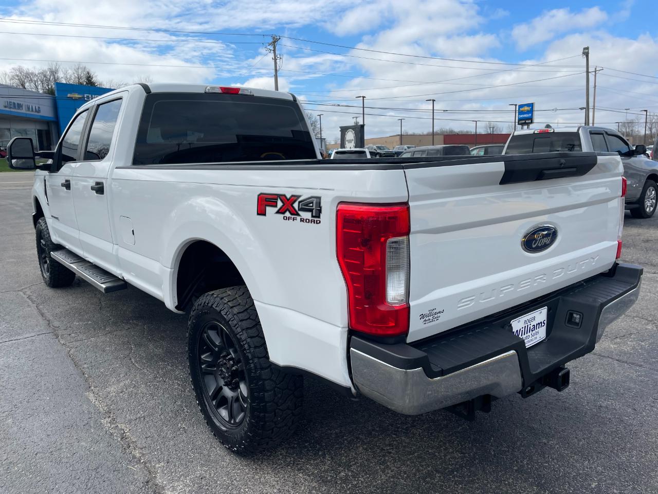 Ford F-250 SD XL Crew Cab Long Bed 4WD 2019
