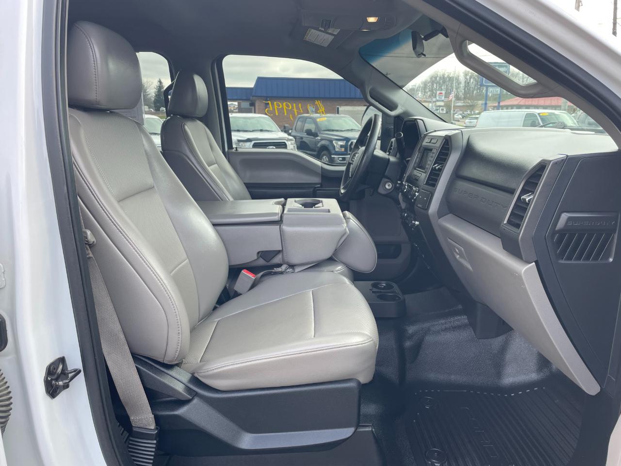 Ford F-250 SD XL Crew Cab Long Bed 4WD 2019