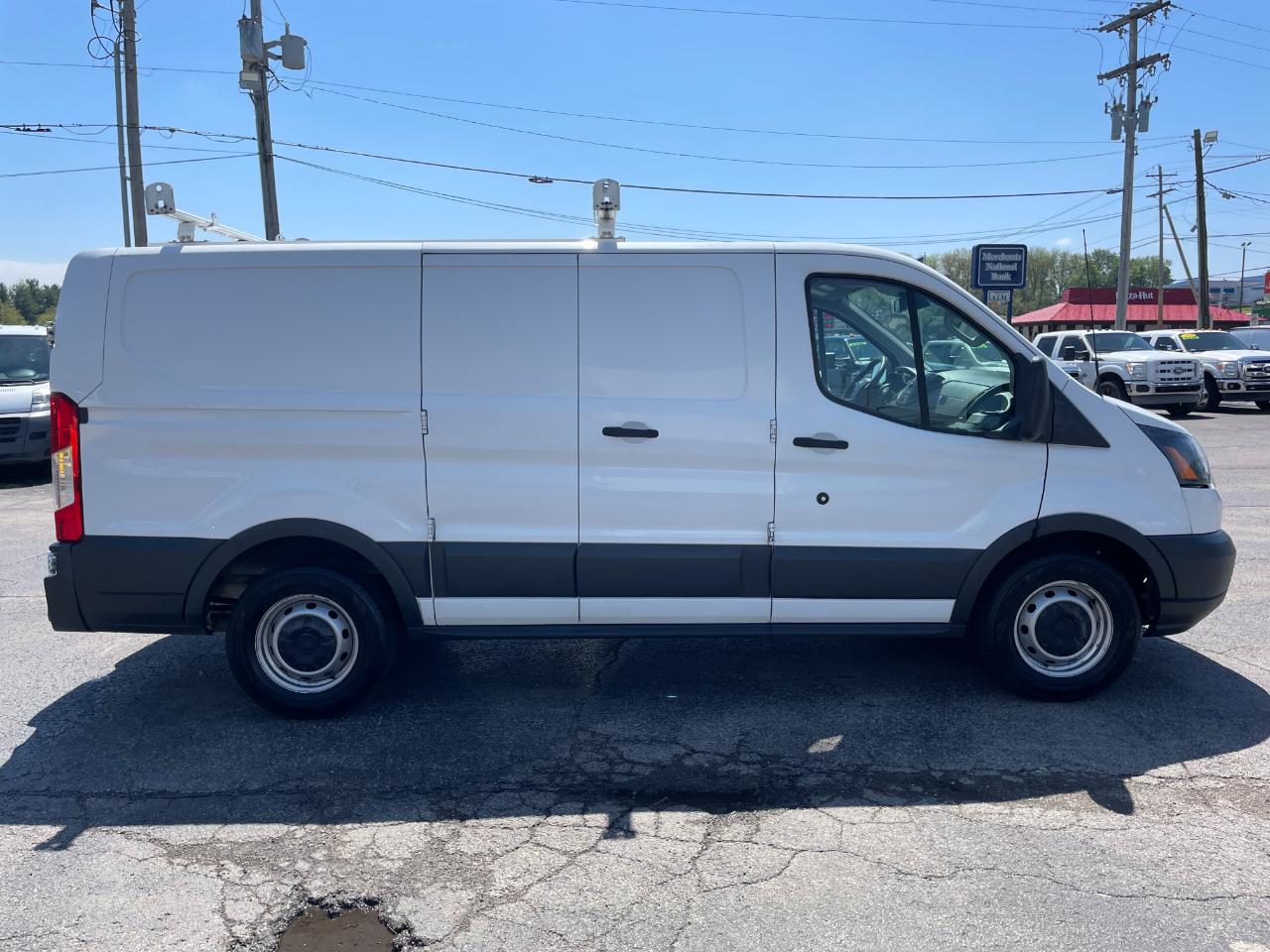 Ford Transit 150 Van Low Roof 60/40 Pass. 130-in. WB 2018