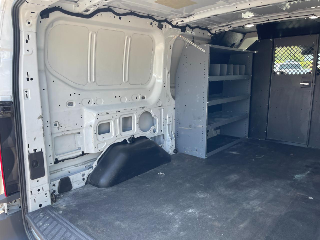 Ford Transit 150 Van Low Roof 60/40 Pass. 130-in. WB 2018