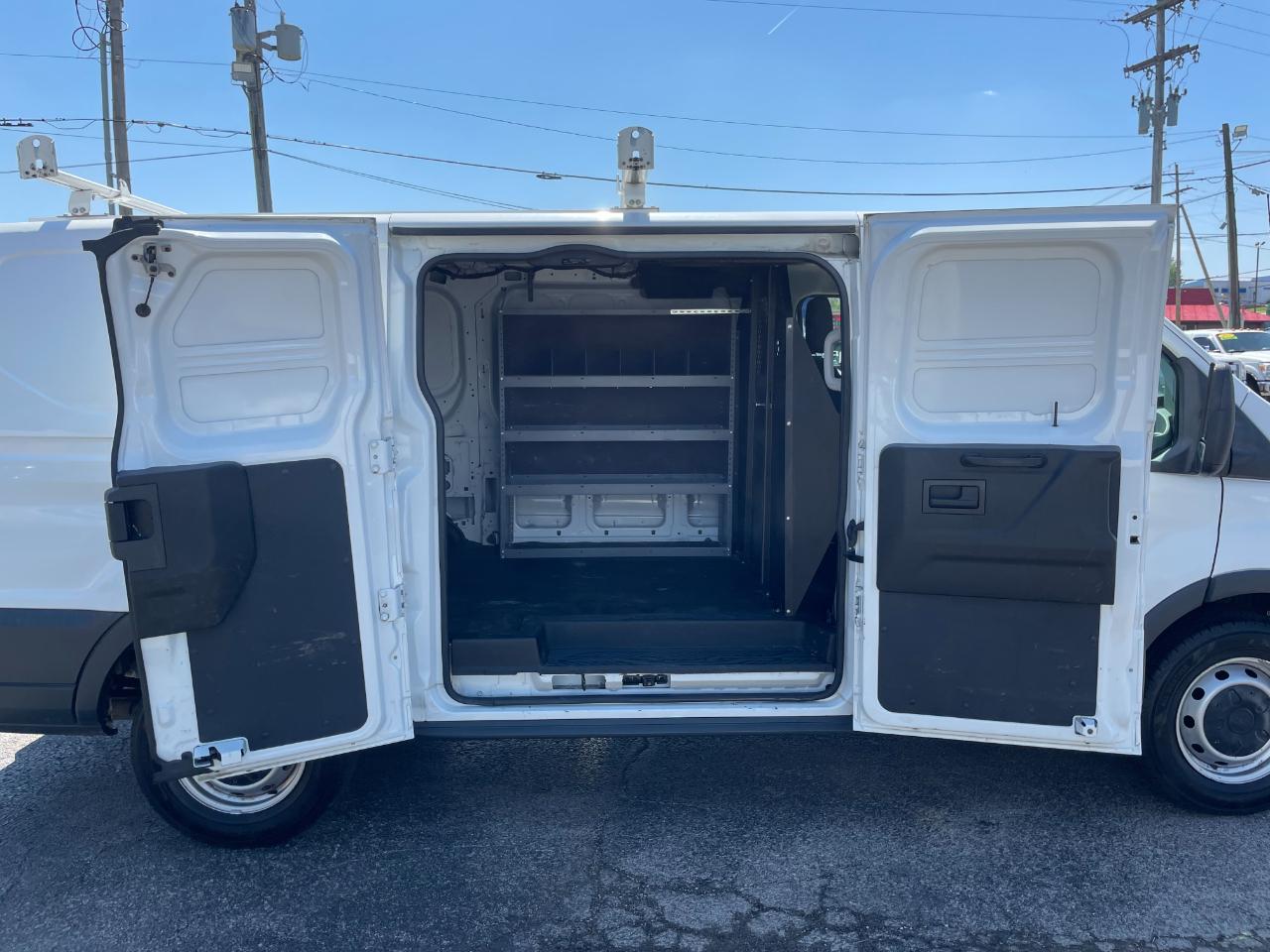 Ford Transit 150 Van Low Roof 60/40 Pass. 130-in. WB 2018