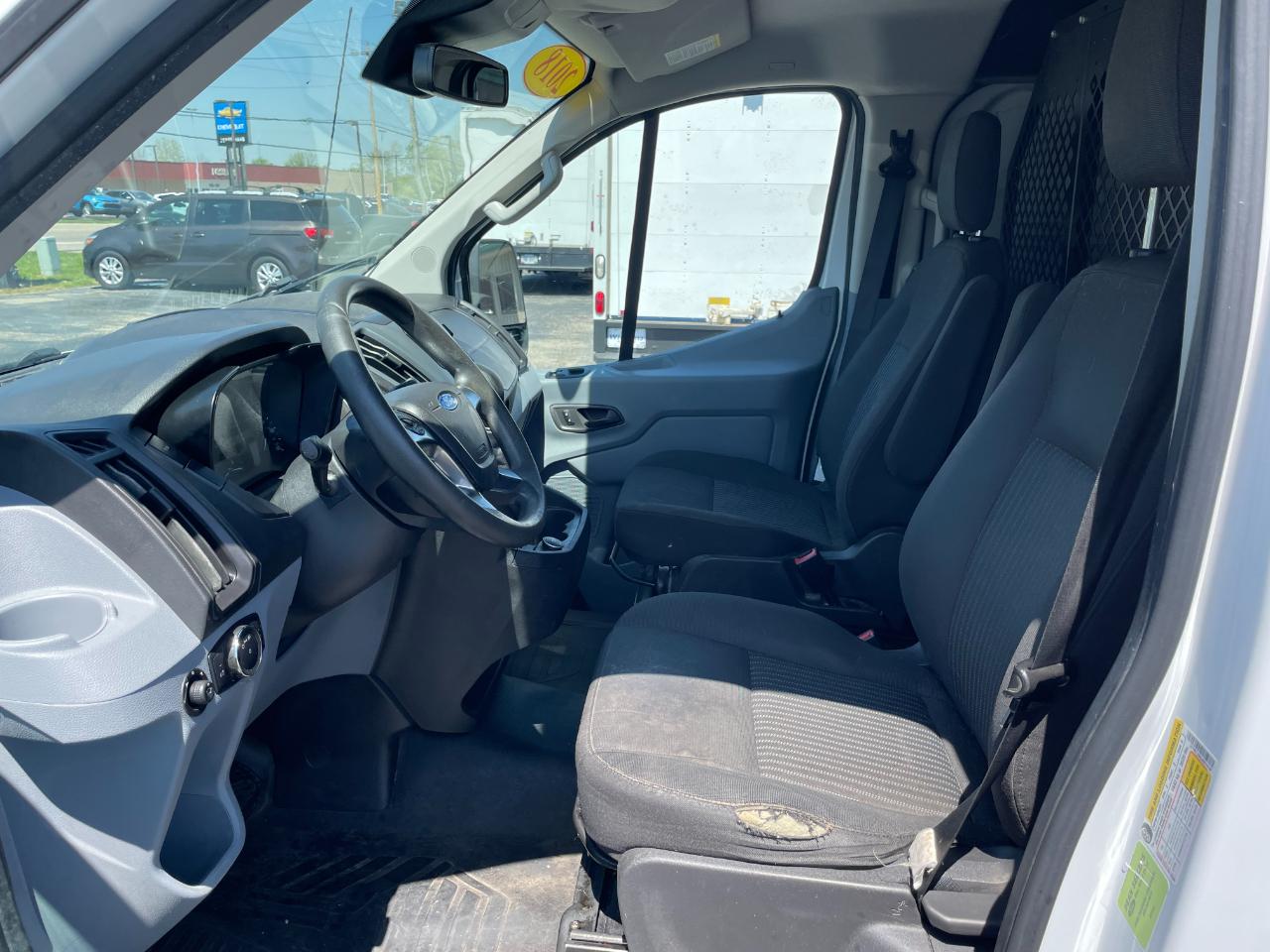 Ford Transit 150 Van Low Roof 60/40 Pass. 130-in. WB 2018