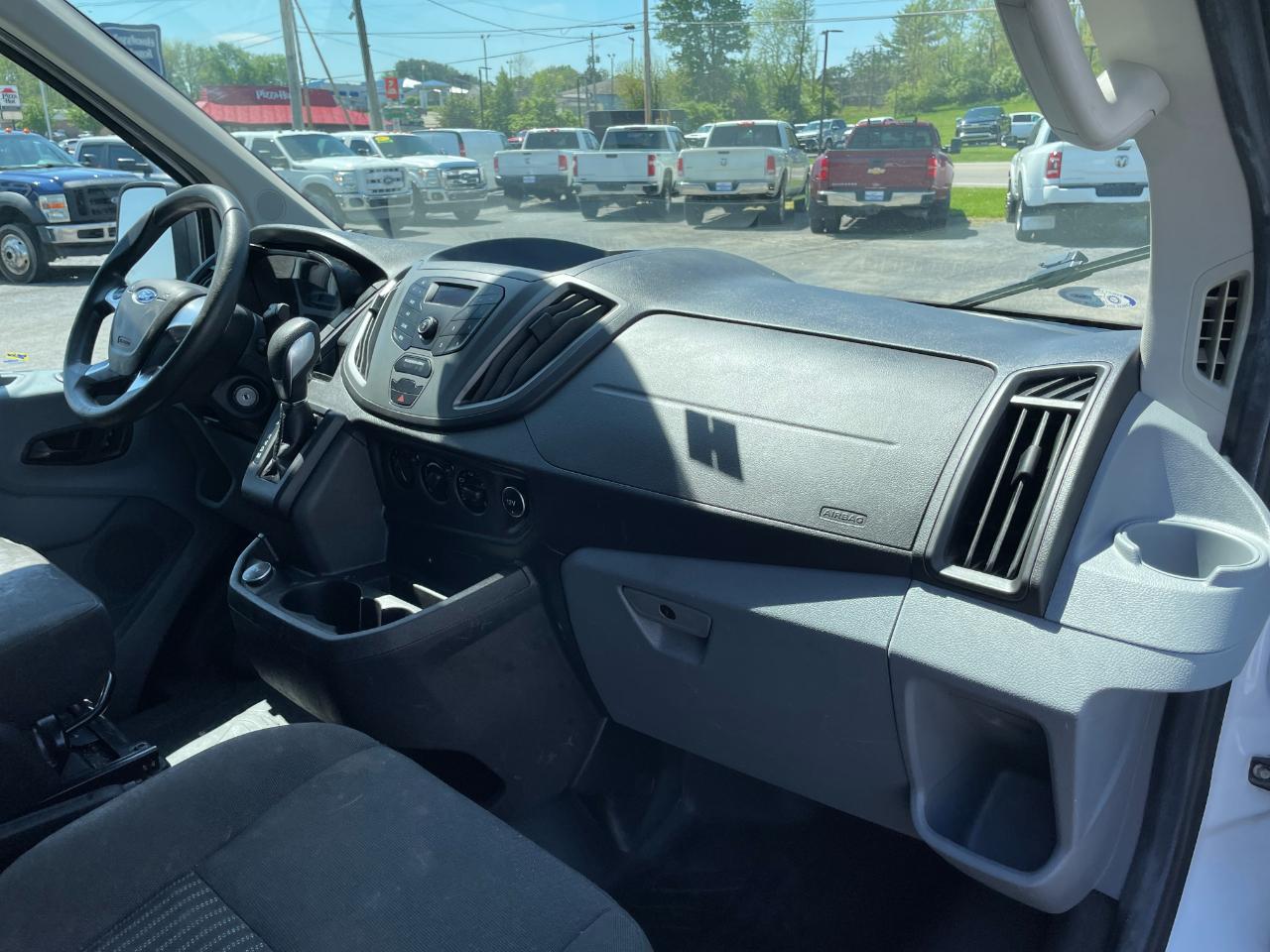 Ford Transit 150 Van Low Roof 60/40 Pass. 130-in. WB 2018