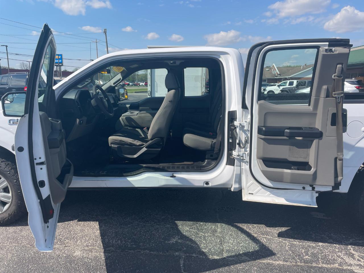 Ford F-150 XL SuperCab 6.5-ft. Bed 4WD 2016