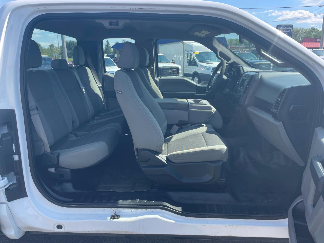 Ford F-150 XL SuperCab 6.5-ft. Bed 4WD 2016