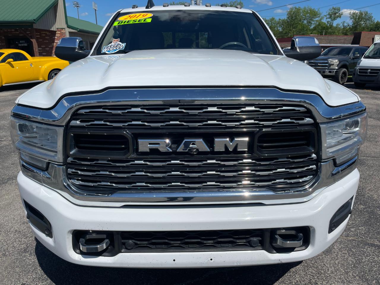 RAM 3500 Limited Mega Cab 4WD DRW 2019
