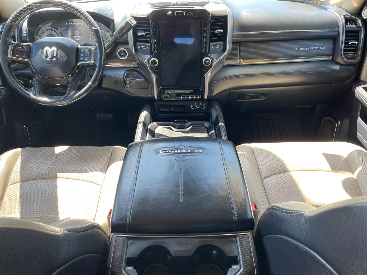 RAM 3500 Limited Mega Cab 4WD DRW 2019